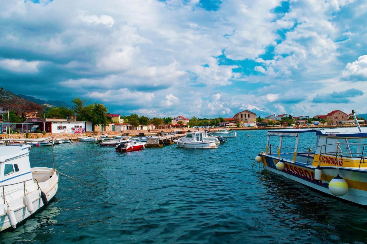 Apartment Maca Starigrad Paklenica Esterno foto